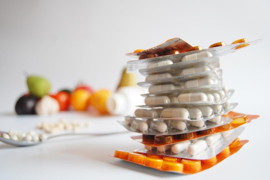 health, medicines, vitamins, pills, illness, pharmacy, pill, heal, anxieties, medical, get sick, fruit, blister, vegetables, money, pills, pills, pills, pharmacy, pharmacy, pharmacy, pharmacy, pharmacy